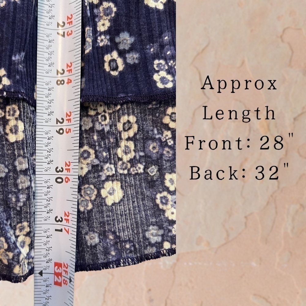 FREE PEOPLE Because I Love You OVERSIZED Flowy Contrast-Fabric Tunic Top NWT/Md - Picture 13 of 13